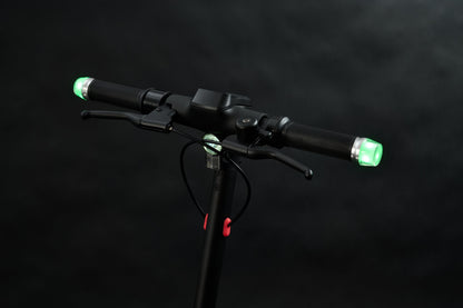 AINOHOT SAGA lite 漆黒 電動キックボード  車の前面の詳細図 コスト最強